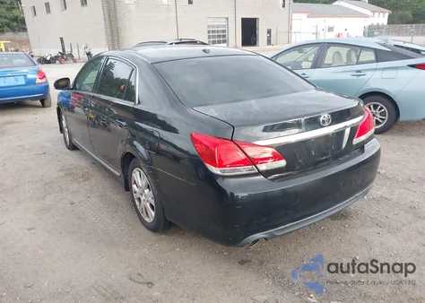 2011 Toyota Avalon z USA, uszkodzony, nr VIN 4T1BK3DB7BU410785